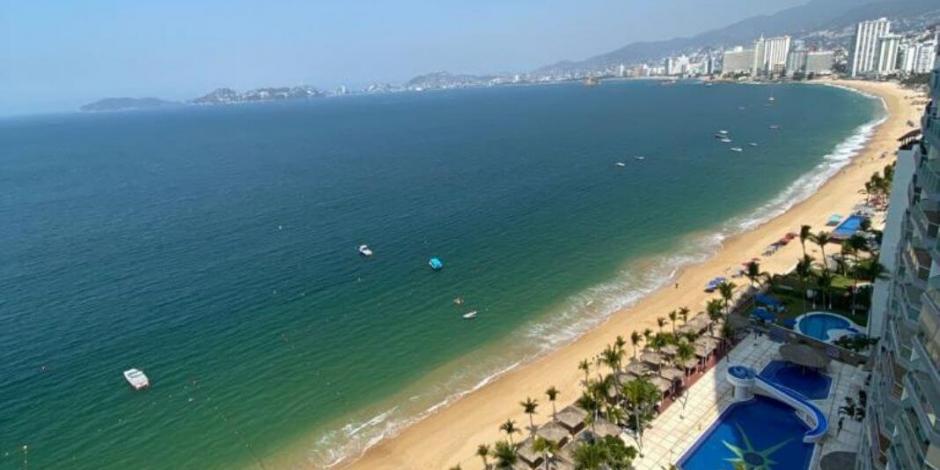 En Acapulco surte efecto emergencia sanitaria y playas se vacían
