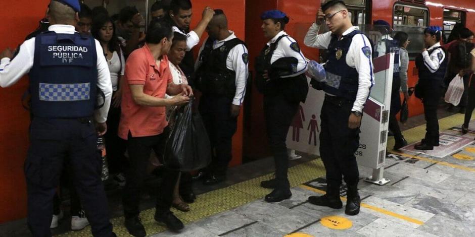 Muere persona que se arrojó a las vías del Metro en La Raza