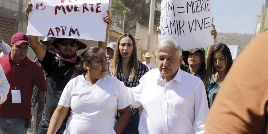 Arman protesta contra AMLO por pintura de Emiliano Zapata