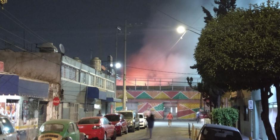 Incendio consume otro mercado en CDMX, ahora el Morelos (VIDEO)