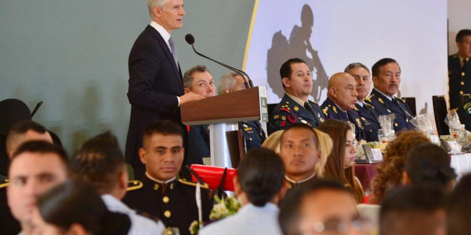 Ejército, eje de la estrategia para recuperar la seguridad: Alfredo Del Mazo