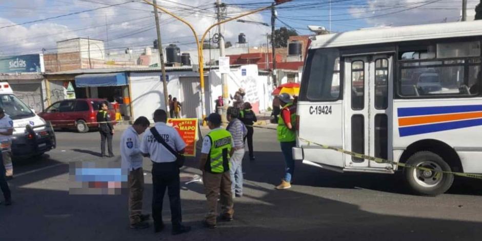 Chofer de trasporte público en Puebla, atropella a su suegra por accidente