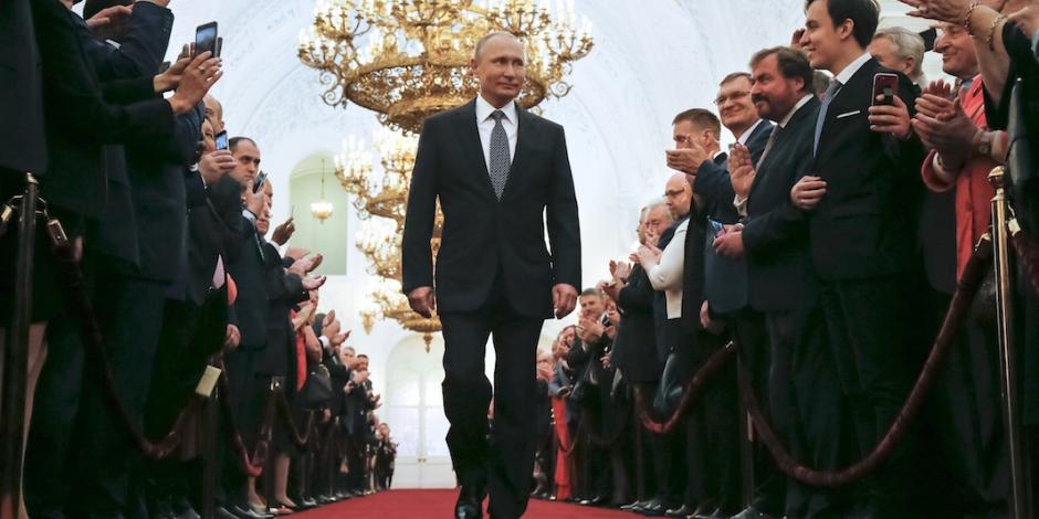 Corte declara legal que Putin siga en el poder