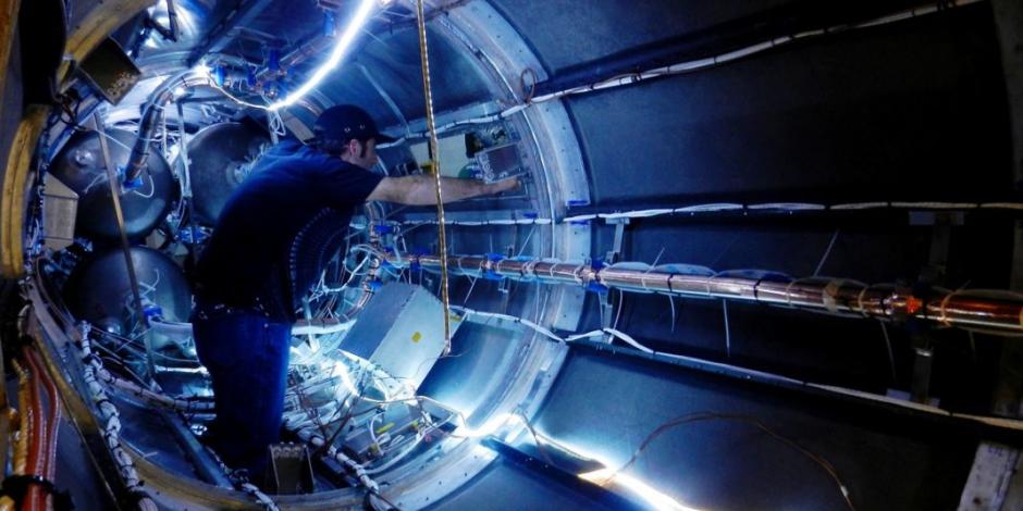 ¡Al infinito y más allá!: UNAM crea carrera de Ingeniería Aeroespacial