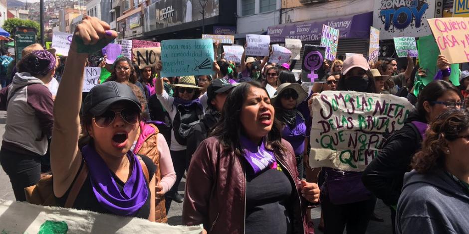 Mujeres en Hidalgo se unen a protestas feministas por el #8M