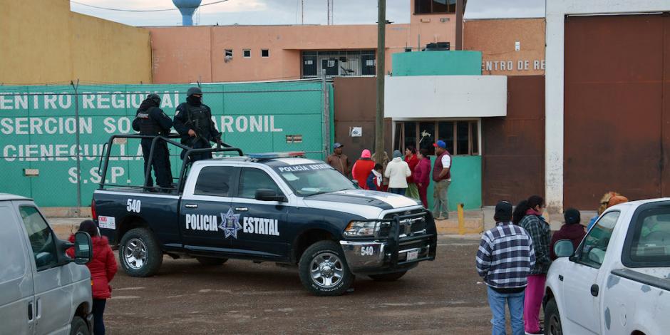Pasan 165 presos de Cieneguillas a custodia federal en Guanajuato