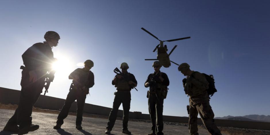 Suspende Estados Unidos acciones en Afganistán por Covid-19