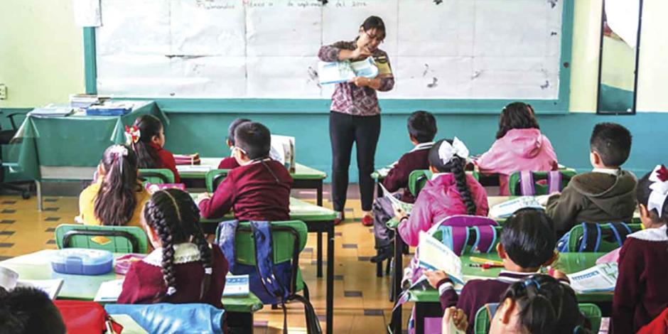 En el Estado de México la fecha en la que los maestros recibirán el bono será diferente.
