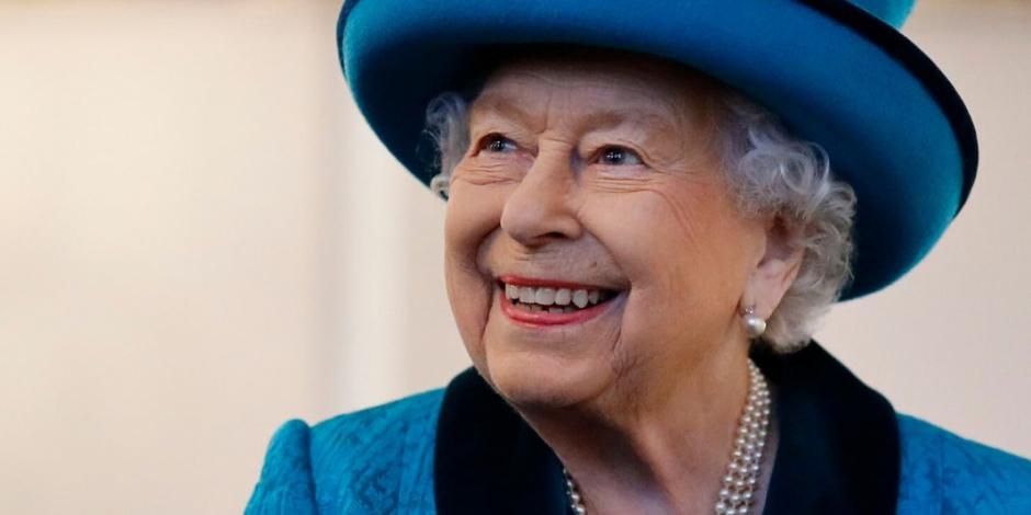 La reina Isabel II celebra sin fanfarria su cumpleaños 94