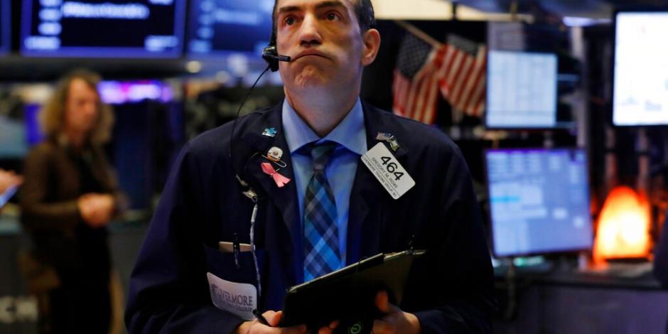 Wall Street y BMV anotan otra jornada de caídas pese a esfuerzo de contención