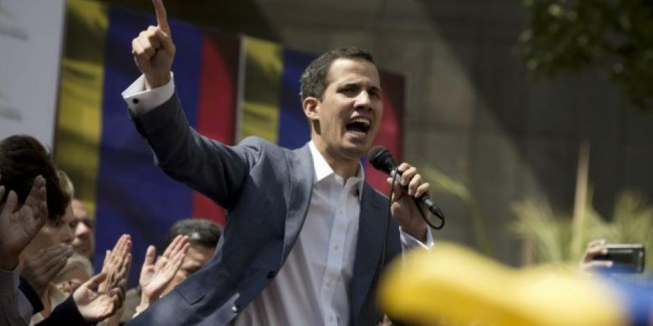 Representante de Guaidó revela plan tras lograr salida de Maduro