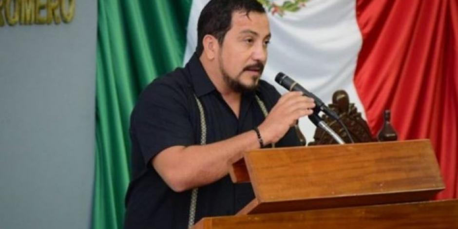 Diputado de Morena pide ‘coperacha’ para pagar deuda externa (VIDEO)