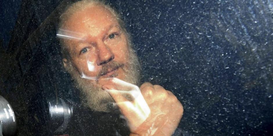 Audiencia de extradición de Assange se aplaza por COVID-19