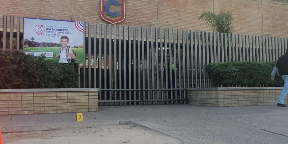 Con detectores de metal, Colegio Cervantes de Torreón reanuda clases