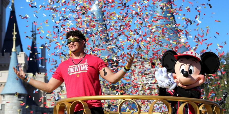 Mahomes cumple su sueño de ir a Disney como MVP del Super Bowl