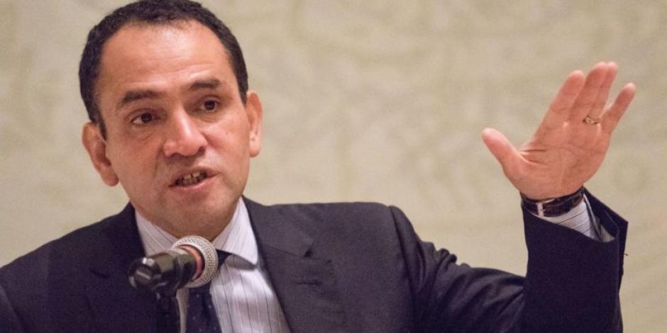 México tiene espacio para recortar todavía más la tasa de interés: Herrera