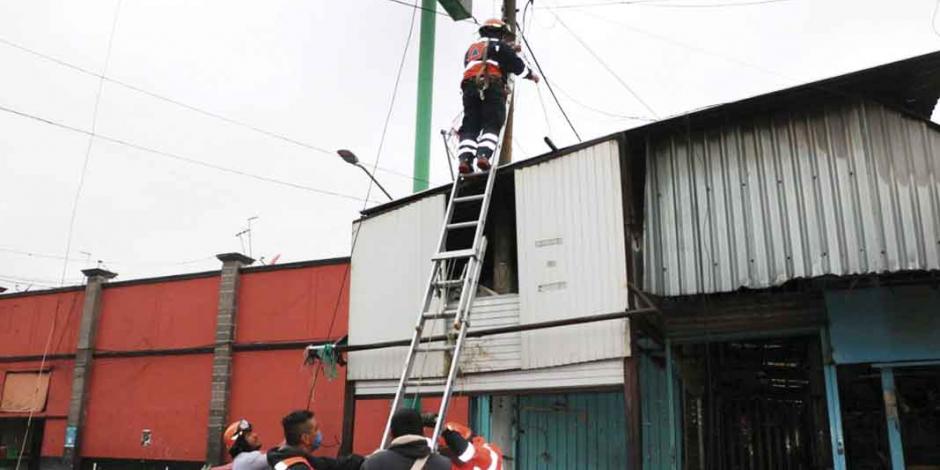 Fuego en mercado de Xochimilco, un accidente: FGJ