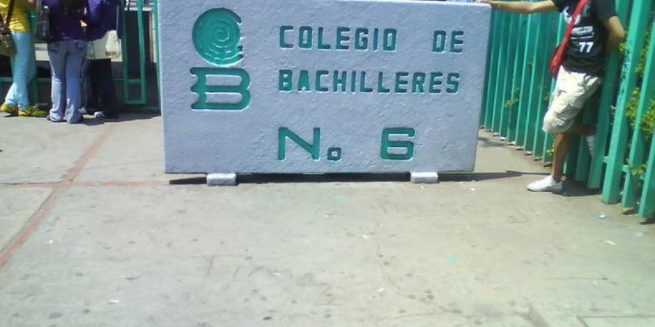 Exigen alumnos del Colegio de Bachilleres 6 destitución de directora