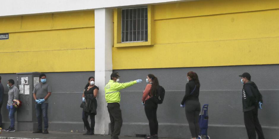 Por temor a contagios, Fiscalía colombiana pide cerrar frontera con Ecuador