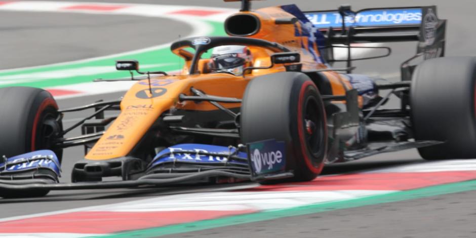 Carlos Sainz, piloto de McLaren, se pone voluntariamente en cuarentena