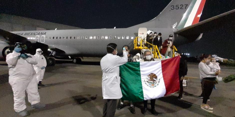 Repatrian a 280 mexicanos que estaban varados en Argentina