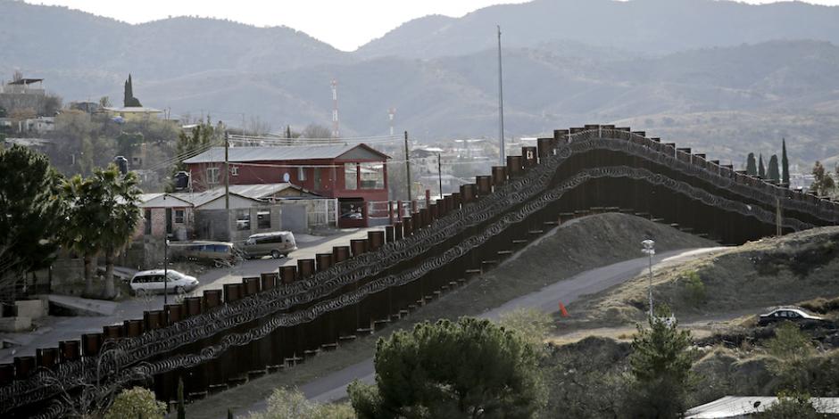 Aprueba Pentágono mil millones de dólares para el muro con México
