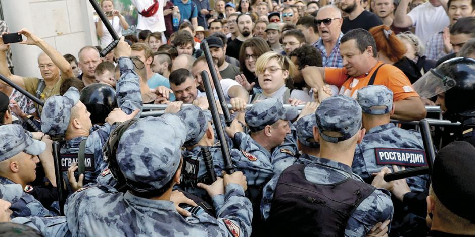Oposición rusa amaga con más alzamientos