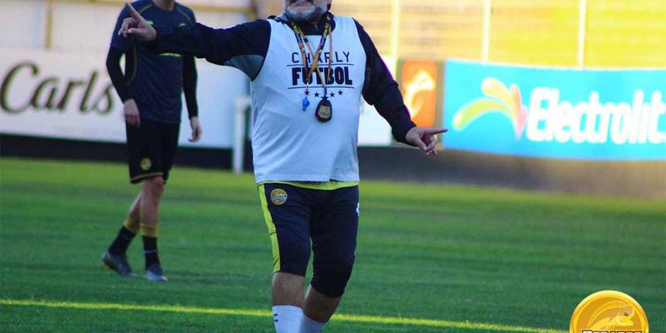 Diego Maradona deja de ser el entrenador de los Dorados de Sinaloa