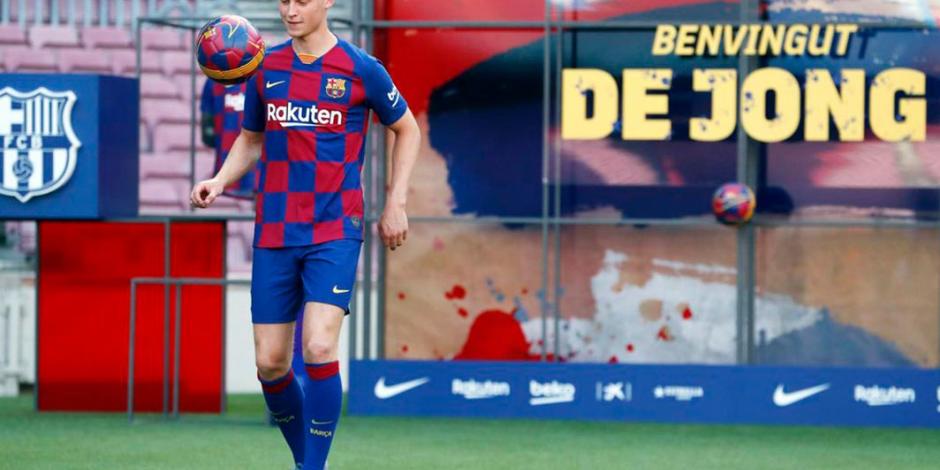 Frenkie de Jong, nuevo jugador del Barcelona por 5 años