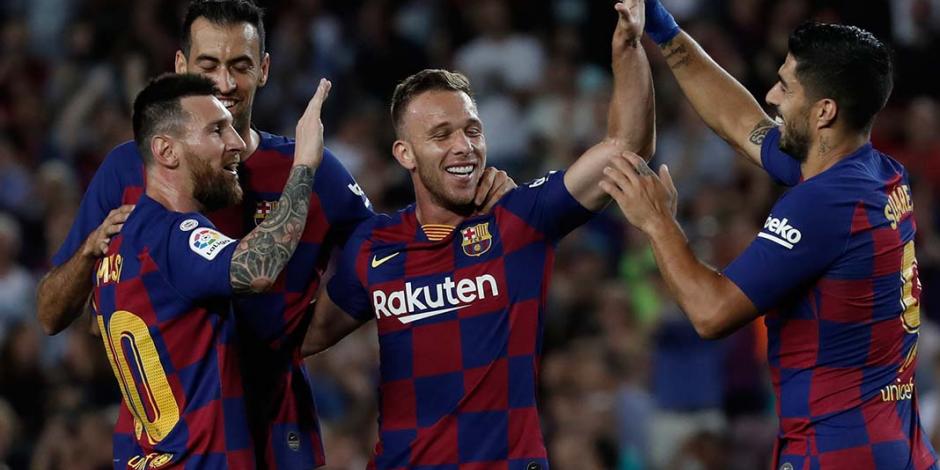Messi regresa a la titularidad y el Barcelona rescata el triunfo