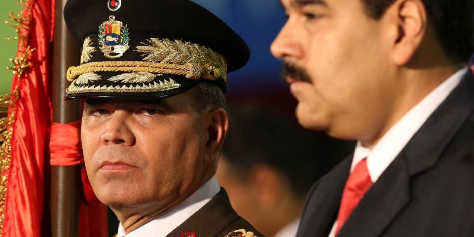 El que llegue con violencia a Miraflores, lo recibiremos con violencia: jefe militar de Maduro