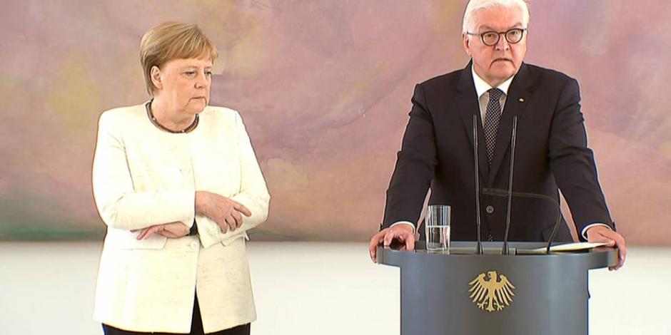 VIDEO: Angela Merkel vuelve a sufrir temblores durante acto oficial en Berlín