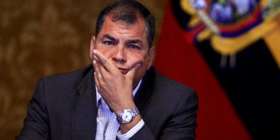 Justicia ecuatoriana ordena prisión preventiva para Rafael Correa