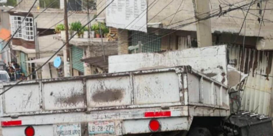 Mujer y niño mueren atropellados por camión en Ixtapaluca