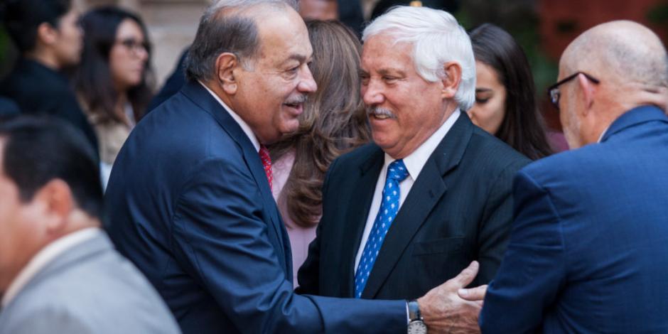 Carlos Slim: "Denle tiempo a AMLO, nada más lleva 100 días"