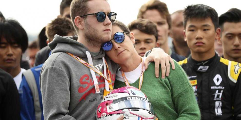 FOTOS: Guardan minuto de silencio en F1 por muerte de Anthoine Hubert