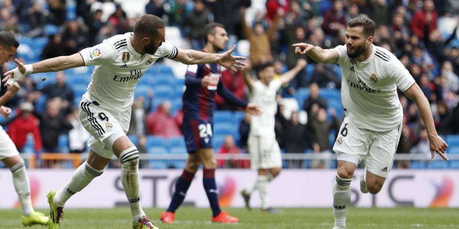Con doblete de Karim Benzema, Real Madrid supera 2-1 al Eibar