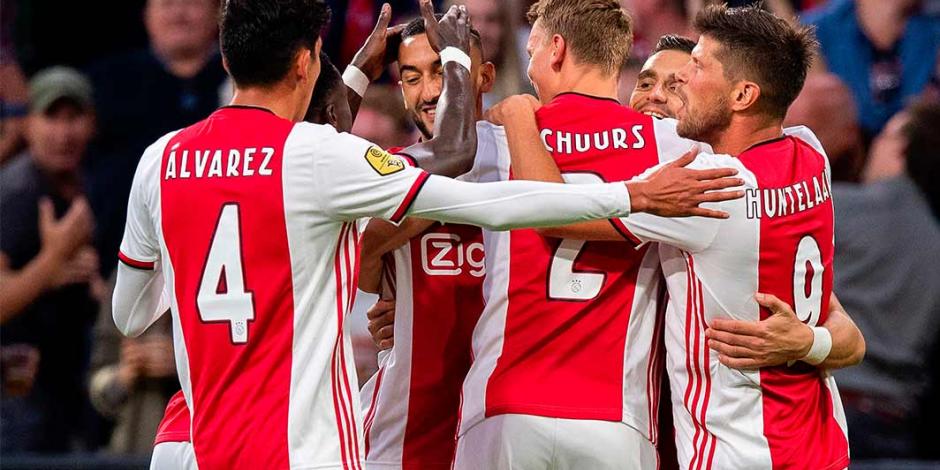 Edson Álvarez vuelve a ser titular en otra victoria del Ajax
