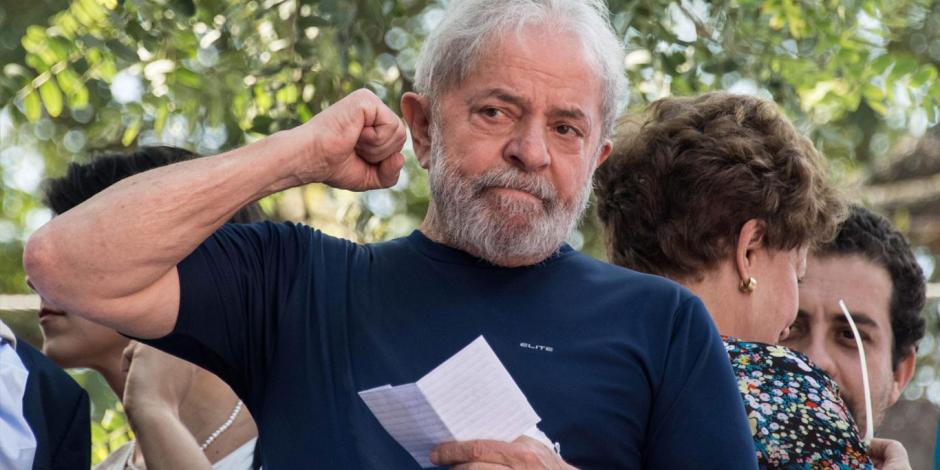 Ordena juez liberar a Lula de Silva tras 19 meses preso en Curitiba