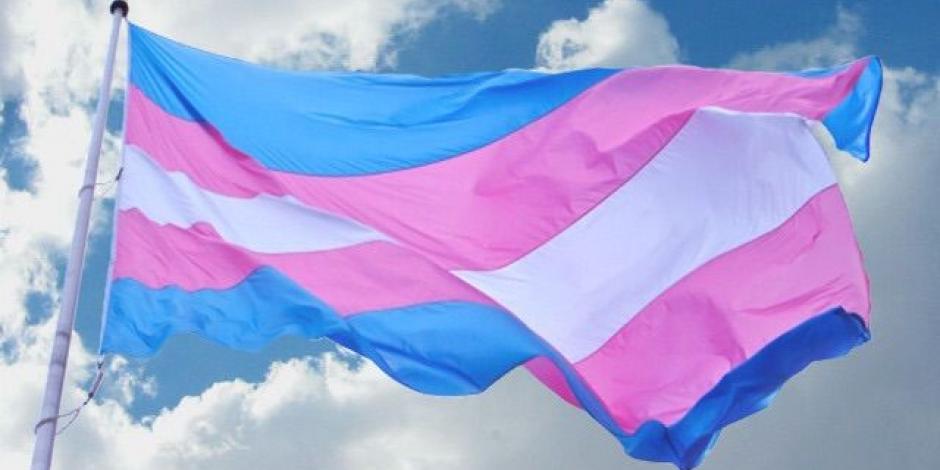 Entregan por primera vez en Yucatán acta de nacimiento a joven transgénero