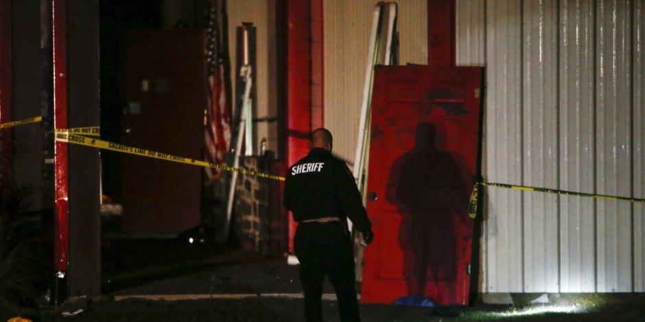 Mueren dos personas en tiroteo durante fiesta de estudiantes en Texas