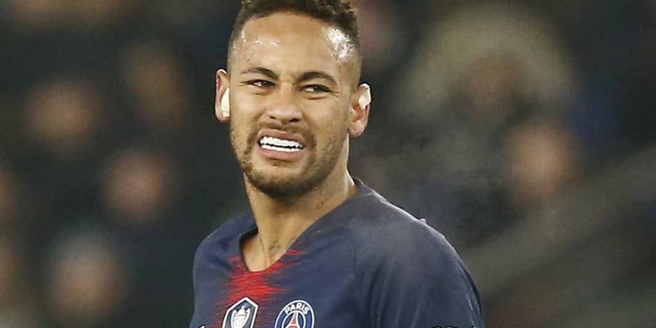 #Video Neymar agrede a aficionado tras perder la Copa de Francia