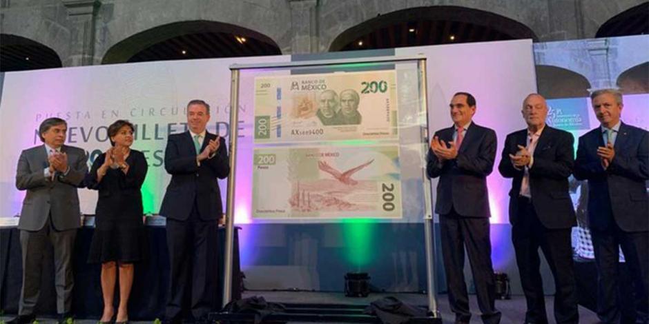 Sacan a Sor Juana de los nuevos billetes de $200