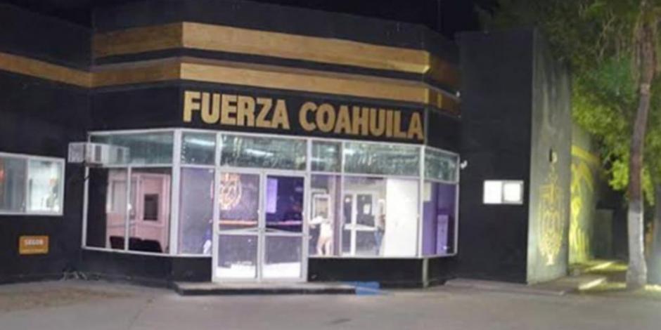 Comando armado ataca a balazos instalaciones de Fuerza Coahuila