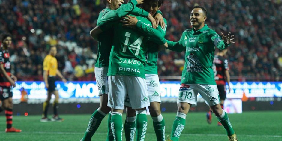 León vence 3-1 a domicilio a Xolos y pone un pie en las semifinales