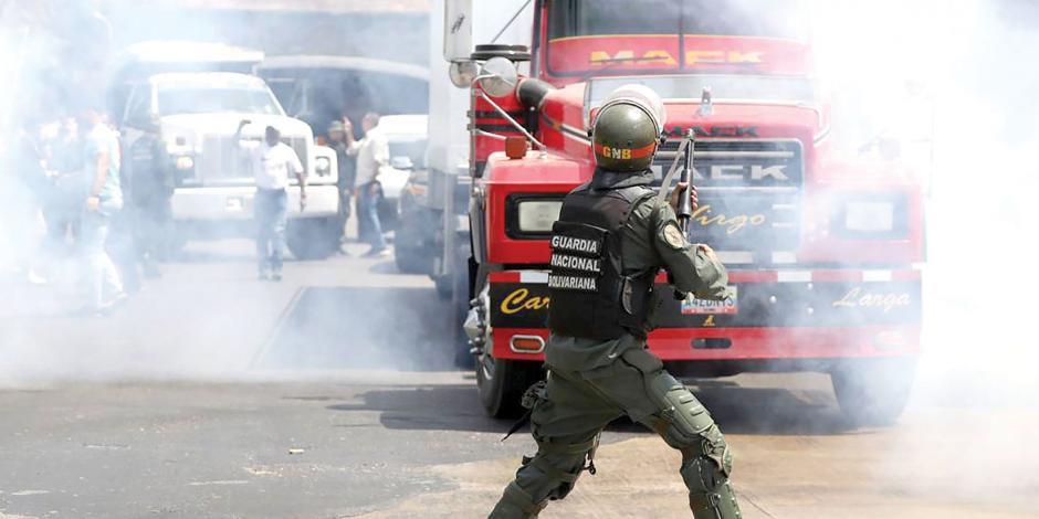 Maduro cede a ayuda de la UE, pero blinda la frontera