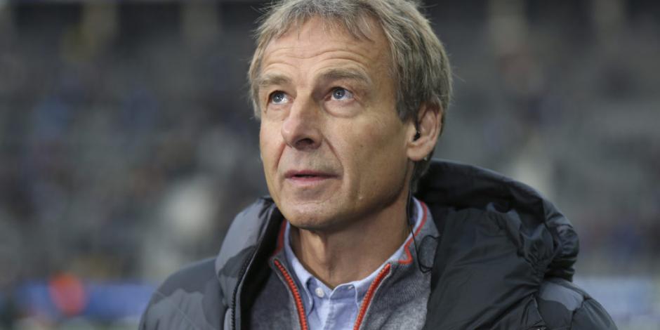 Jürgen Klinsmann cae en su debut como entrenador del Hertha Berlín