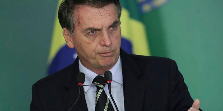 Bolsonaro lanza ofensiva diplomática contra críticas por incendio en la Amazonia