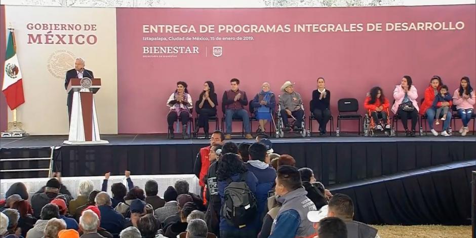 En Iztapalapa, AMLO anuncia el programa Tandas para el Bienestar