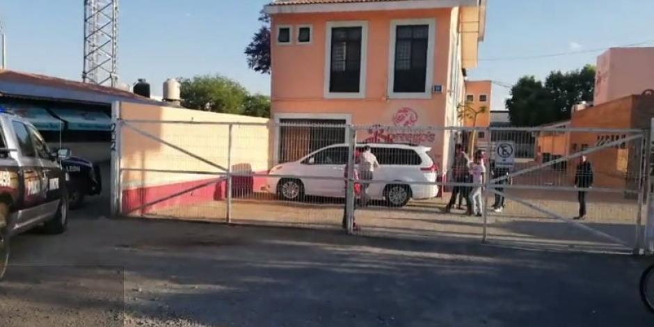 Atacan a hombre en el restaurante Borregos en León, Guanajuato